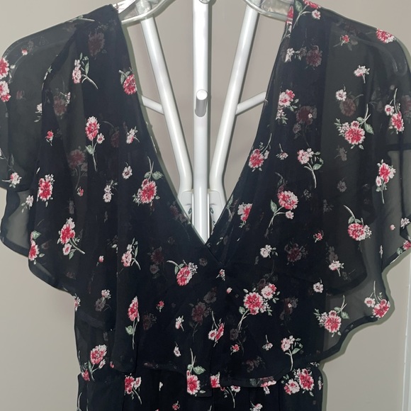 Black dress - Picture 6 of 6